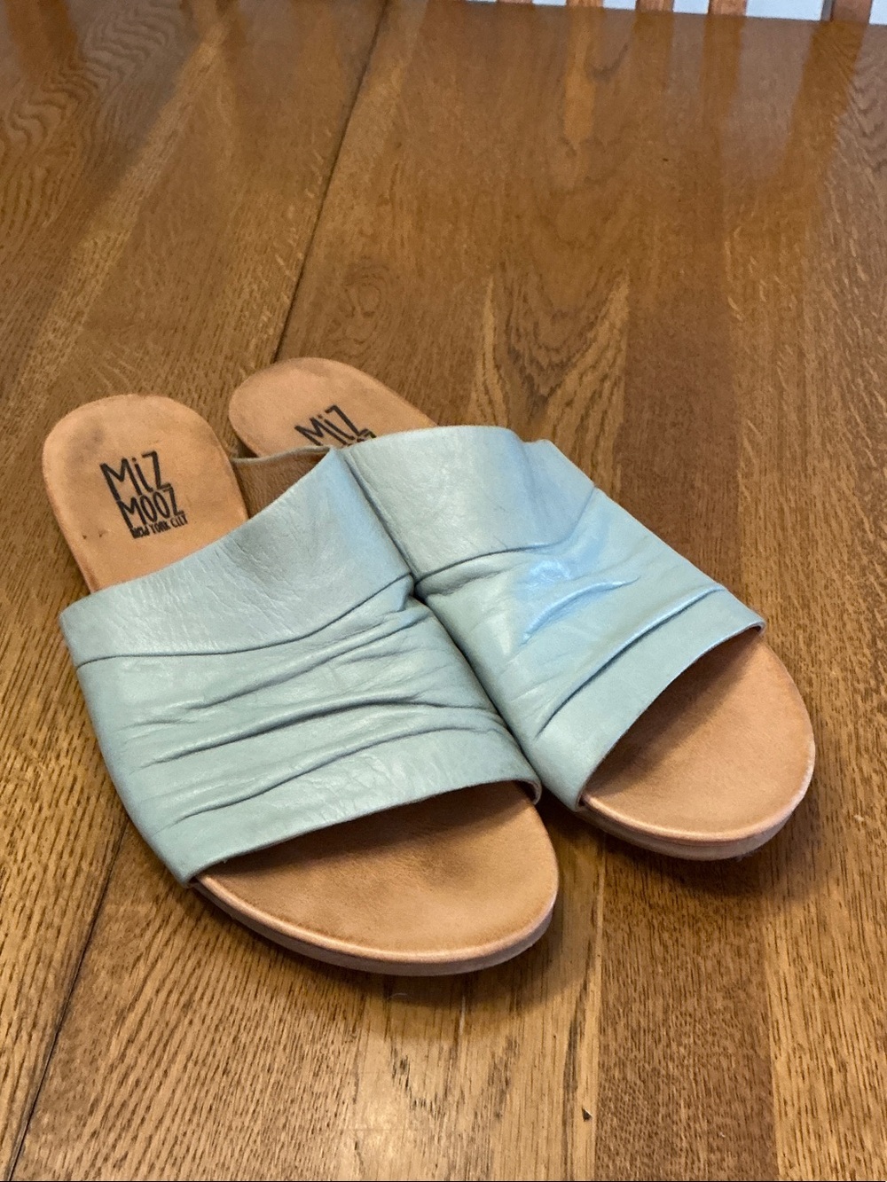 Woman’s Miz Mooz Aria aquamarine slide. Size 9.5. Leather uppers. Gently worn!